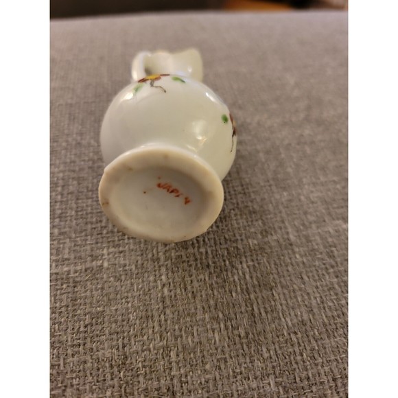 Vintage Asian Japanese Floral Miniature Porcelain Bud Vase - Picture 6 of 7